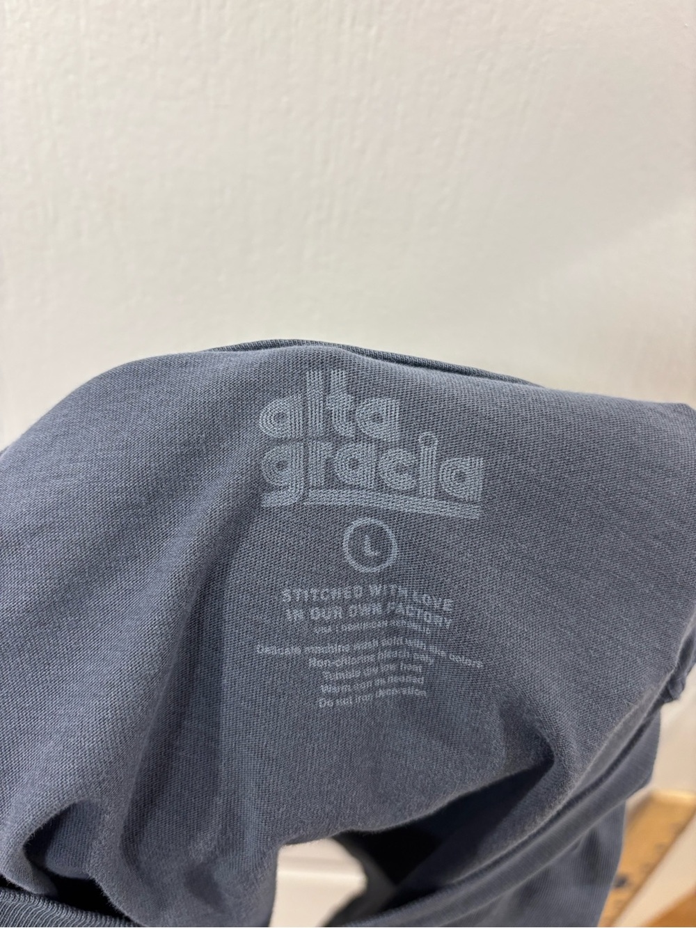 UC Berkeley California Slate Blue Tee Shirt with Yellow Cal Logo L - Picture 3 of 6